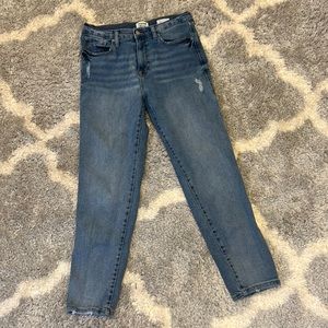 Kenzie Vintage Luxe The Effortless Skinny Crop size 8/29